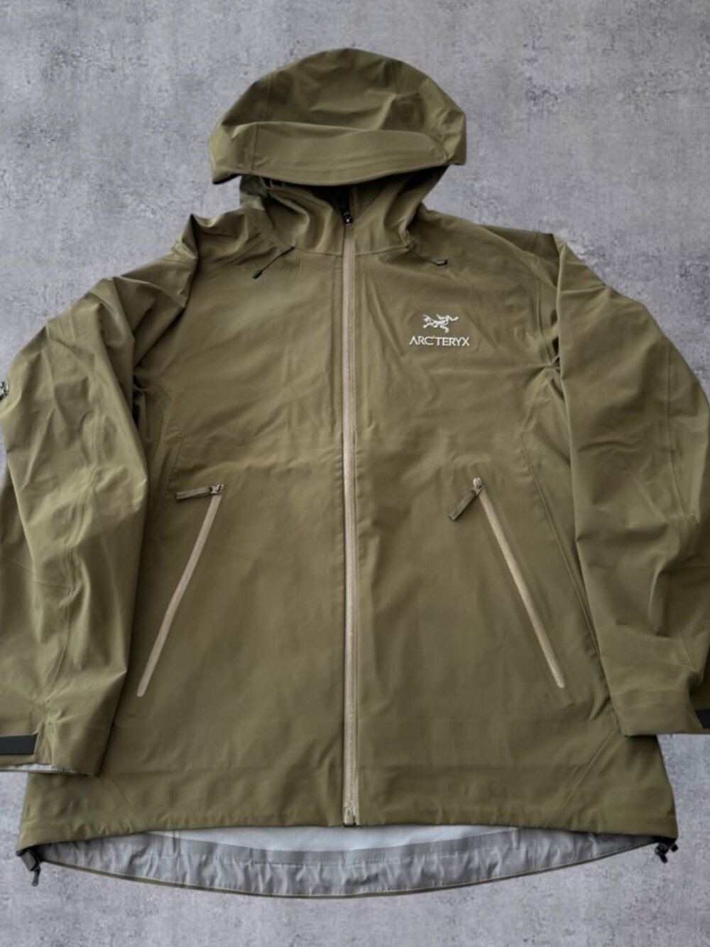 Arcteryx Sawyer Coat Mens Medium Green GORE-TEX Waterproof Shell Utility Jacket
